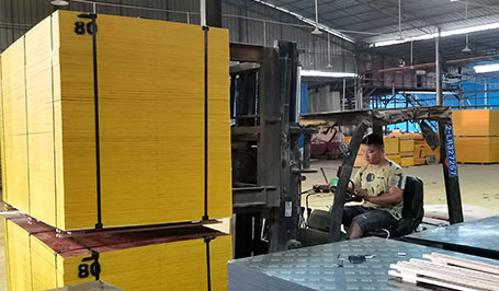 怪獸木業 怪獸木業